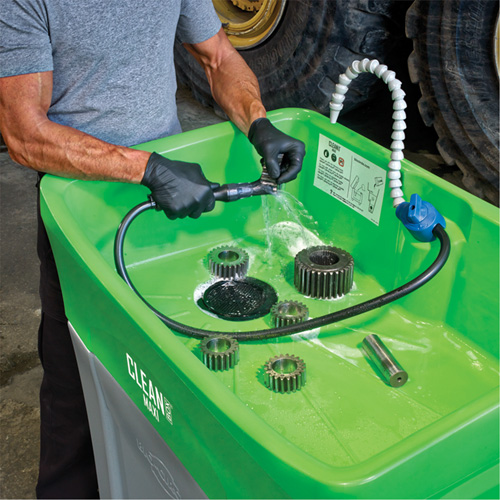 Solvant naturel &agrave; base d'eau CB 100, Bouteille &agrave; g&acirc;chette FMT Sales Ltd