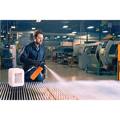 Pompe &agrave; pulv&eacute;riser pour E-Weld Plasma, Longueur du tube 15,4" FMT Sales Ltd