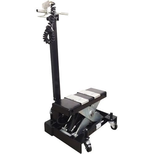 Cric de service de plancher &agrave; profil bas, 12 tonne(s) Capacit&eacute;, 7-1/2" Abaiss&eacute;e, 15" &eacute;lev&eacute;e, Air comprim&eacute;/hydraulique FMT Sales Ltd