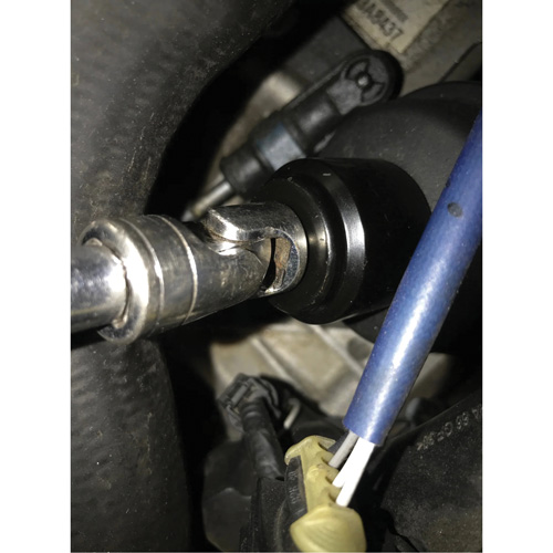 Douille pour filtre &agrave; huile Cummins 5,9 L - 25 mm FMT Sales Ltd