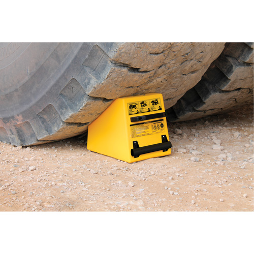 Checkers Safety Replacement Mounting Bracket for MC4011 Mining Wheel Chock FMT Sales Ltd