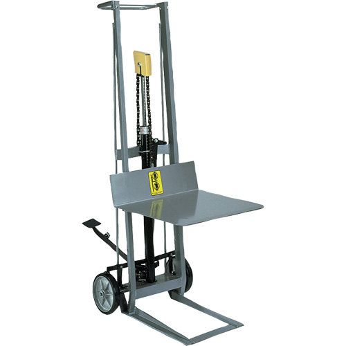 Gerbeur hydraulique &agrave; plateforme, M&eacute;canisme Pompe au pied, Capacit&eacute; de 400 lb, Levage max de 40" FMT Sales Ltd