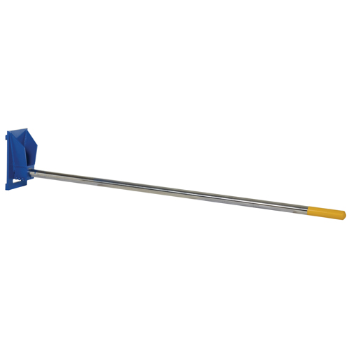 Fl&egrave;che de chariot &eacute;l&eacute;vateur pour tapis, 108-1/2" longueur, Install&eacute; sur tablier, Capacit&eacute; de 2500 lb FMT Sales Ltd