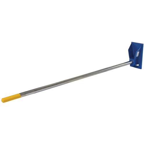 Fl&egrave;che de chariot &eacute;l&eacute;vateur pour tapis, 108-1/2" longueur, Install&eacute; sur tablier, Capacit&eacute; de 2500 lb FMT Sales Ltd