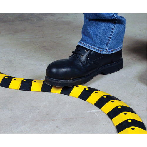 Ultra-Sidewinder&reg; Cable Protection System - Small, 39.5" x 3" x 0.75", 32000 lbs. (16 tons) FMT Sales Ltd