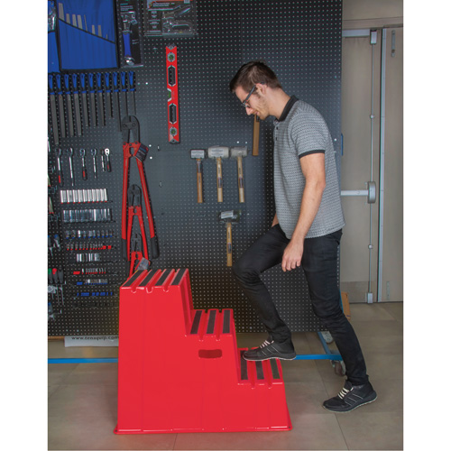 Escabeau industriel, 3 marches, 34-13/16" x 22-7/16" x Hauteur 28-1/2" FMT Sales Ltd