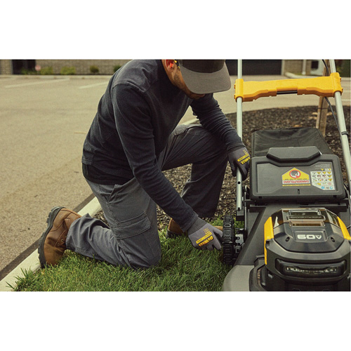 60V MAX* Brushless Cordless RWD Mower Kit, Self-Propelled Walk-Behind, Battery Powered, 21" Cutting Width FMT Sales Ltd