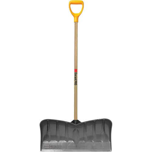 Pro Snow Pusher, Polypropylene Blade, D-Grip Handle, 26" W FMT Sales Ltd