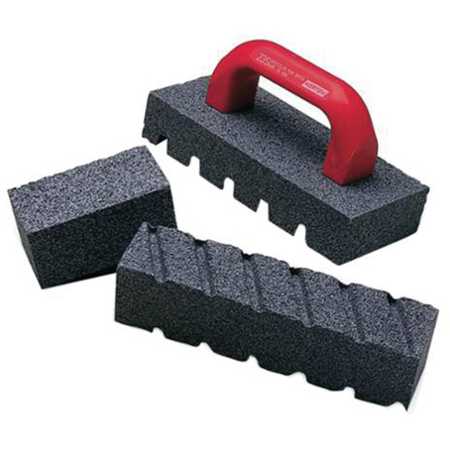 Brique abrasive avec cannelures manuelle au carbure de silicium 37C FMT Sales Ltd