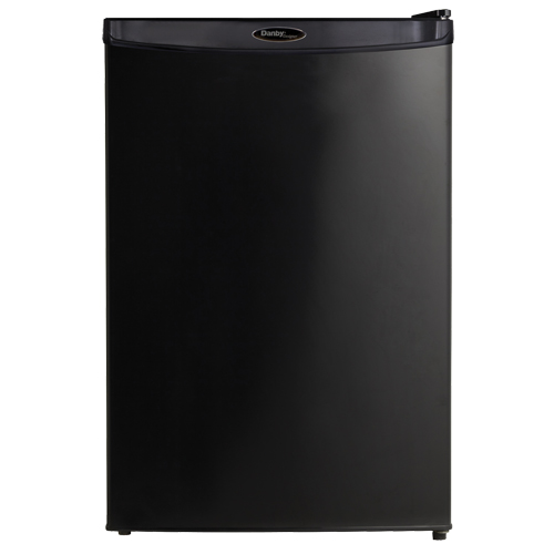 Compact Refrigerator, 32-11/16" H x 20-11/16" W x 20-7/8" D, 4.4 cu. ft. Capacity FMT Sales Ltd
