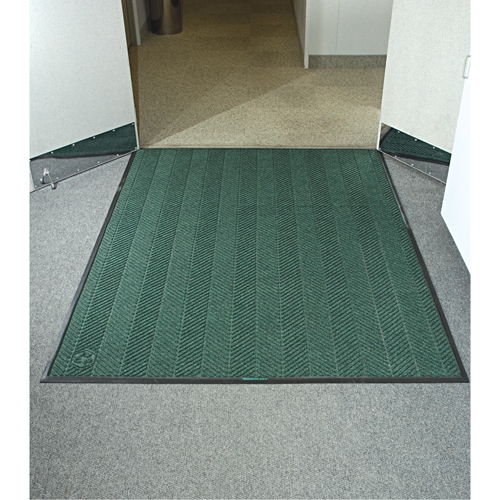 Waterhog&reg; Eco Elite Matting, Wiper/Scraper, 4' x 6' x 3/8", Southern Pine FMT Sales Ltd