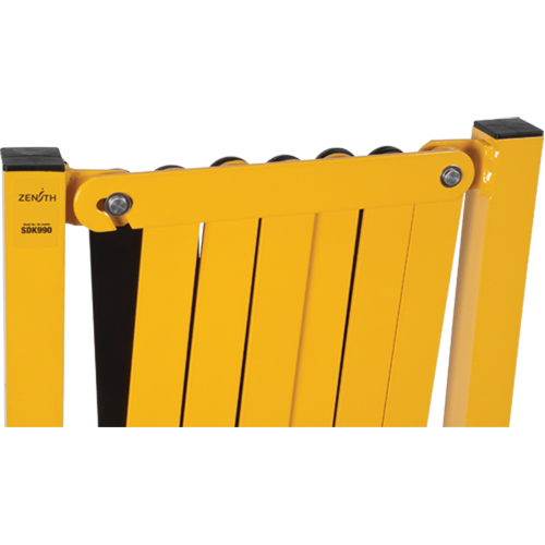 Expandable Barrier, 37" H x 11' L, Black/Yellow FMT Sales Ltd