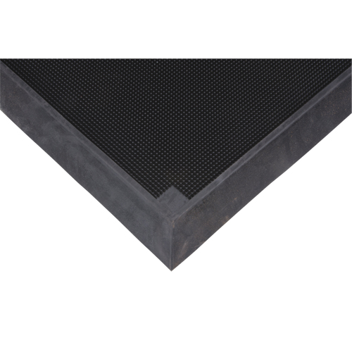 Tapis pour l'assainissement des chaussures, Caoutchouc, 2-2/3' la x 3-1/4' lo x 2-1/2" &eacute;pais, Noir FMT Sales Ltd