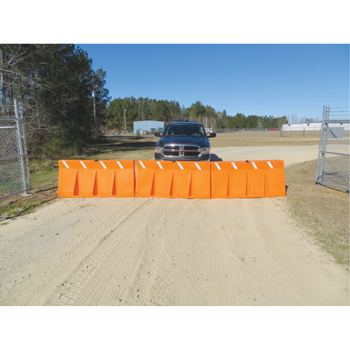 Traffic Barriers, Water-Filled, 62.25" L x 24" H, Orange FMT Sales Ltd
