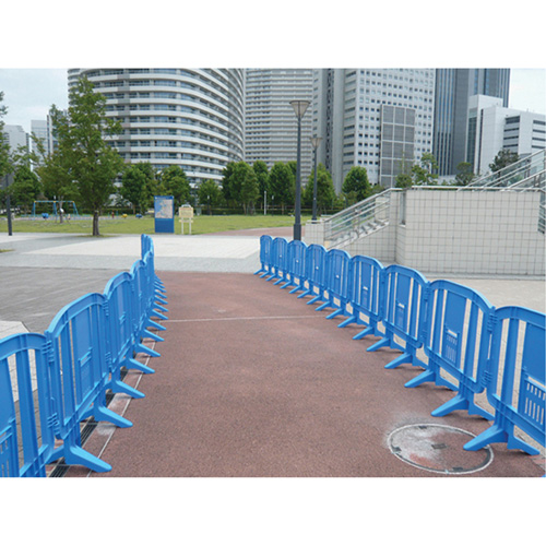 Minit Barricade, Interlocking, 49" L x 39" H, Orange FMT Sales Ltd