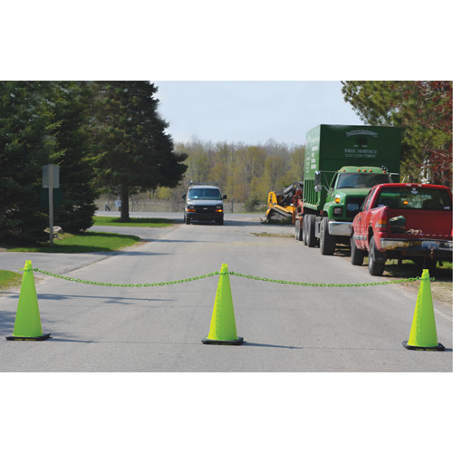 Traffic Cone & Chain Kit, 36", Green FMT Sales Ltd