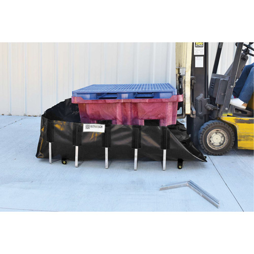 Ultra-IBC Berm&reg; Spill Berm, 400 US gal. Capacity, 6' W x 6' L x 18" H, L-Bracket FMT Sales Ltd