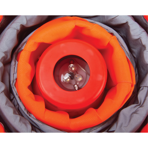 C&ocirc;ne de signalisation repliable, 18" h, Orange FMT Sales Ltd