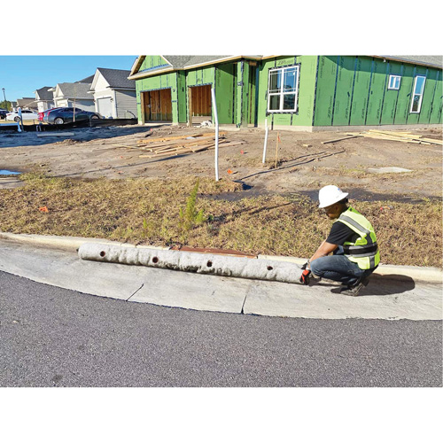 Ultra-Gutter Guard&reg;, Sediment, 144" L x 9" W FMT Sales Ltd