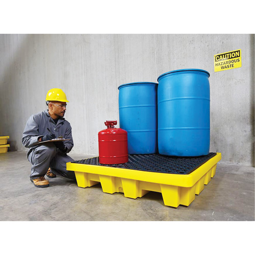 Ultra-Spill Pallet emboitable, 4 barils, Capacit&eacute; de d&eacute;versement 66 gal. US, 51" x 51" x 10" FMT Sales Ltd