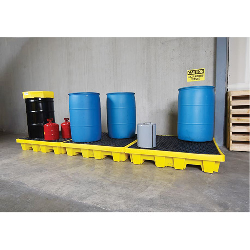 Ultra-Spill Pallet emboitable, 4 barils, Capacit&eacute; de d&eacute;versement 66 gal. US, 51" x 51" x 10" FMT Sales Ltd