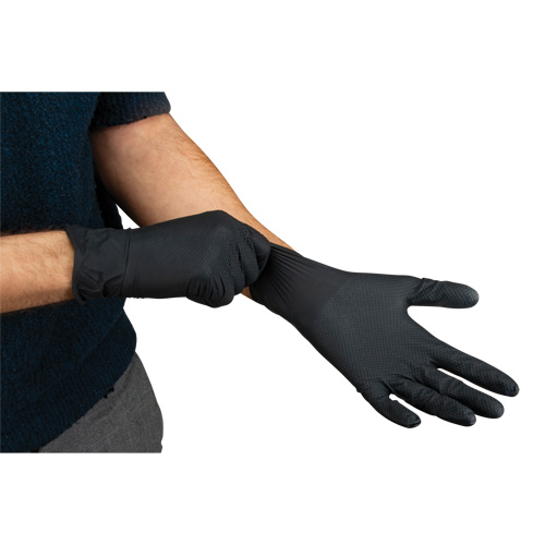 Heavyweight Tactile Grip Examination Gloves, Small, Nitrile, 8-mil, Powder-Free, Black, Class 2 FMT Sales Ltd
