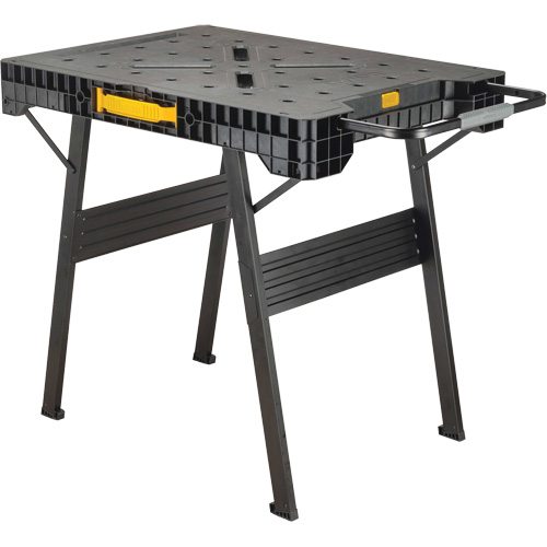 &eacute;tabli pliant Express FMT Sales Ltd