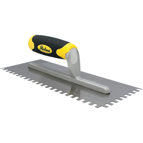 Truelles dent&eacute;es avec prise Ergo-Grip pour lapplication des adh&eacute;sifs FMT Sales Ltd