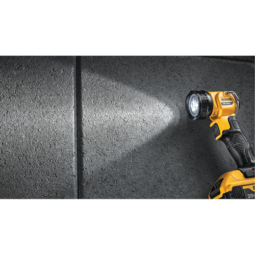 Lampe de travail Max, DEL, 110 lumens, 11 hres de fonctionnement, Bloc-pile Rechargeable, Plastique FMT Sales Ltd