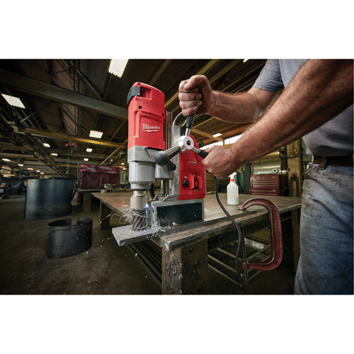 Ensemble de perceuse &eacute;lectromagn&eacute;tique, 1-1/2"/1-5/8", Pression de la pointe 600 lb FMT Sales Ltd