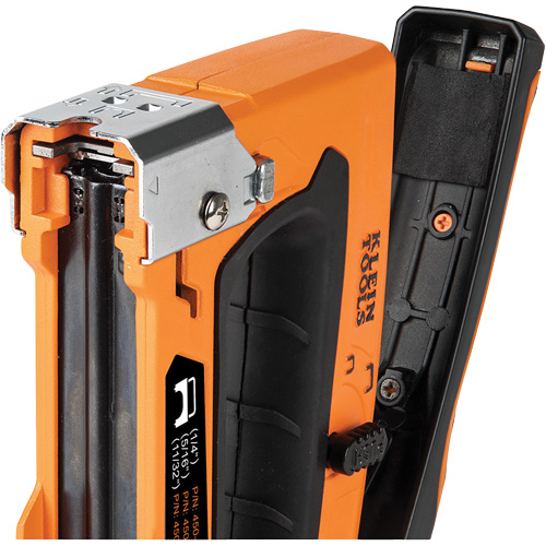 Loose Cable Stapler, 5/16"/1/4"/11/32" Staples FMT Sales Ltd