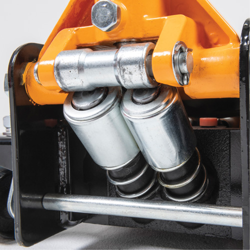 Cric &agrave; planchers pour usage intensif, 3 tonne(s) Capacit&eacute;, 5-1/4" Abaiss&eacute;e, 18-1/4" &eacute;lev&eacute;e, Hydraulique &agrave; main FMT Sales Ltd