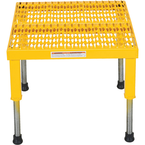 Plate-forme ajustable Step-Mate, 1 marche(s), 23-1/2" la x 19-9/16" lo x 16-1/2" h, Capacit&eacute; 500 lb FMT Sales Ltd