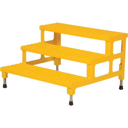Plate-forme ajustable Step-Mate, 3 marche(s), 36-3/16" la x 33-7/8" lo x 22-1/4" h, Capacit&eacute; 500 lb FMT Sales Ltd