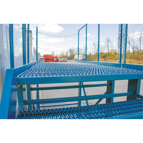 &eacute;chelle &agrave; neige, Acier, 10 Marches, 99" ha, 85-1/2" p, 48" Marche, Stri&eacute; FMT Sales Ltd