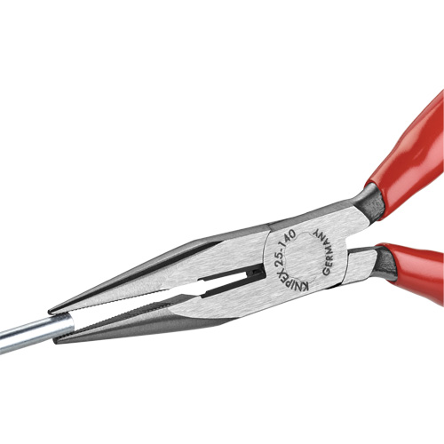 Pince &agrave; bec long avec couteau, 5-1/2" lo FMT Sales Ltd