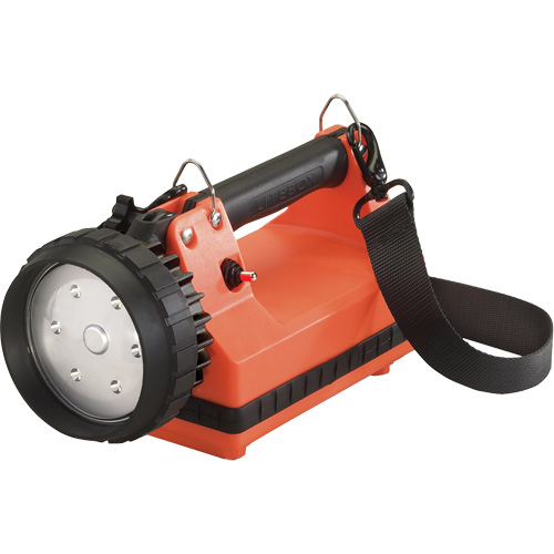Lanterne avec syst&egrave;me standard E-Flood FireBox, DEL, 615 lumens, 8 hres de fonctionnement, piles Rechargeable, Compris FMT Sales Ltd