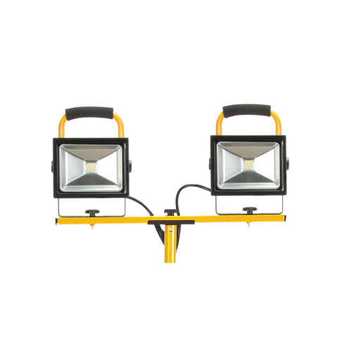 Twin-Head Work Light, LED, 40 W, 4800 Lumens, Aluminum Housing FMT Sales Ltd
