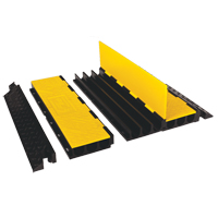 Ensemble de protection de c&acirc;bles Yellow Jacket, 3 canaux, 36" lo x 18,5" la x 3" h FMT Sales Ltd