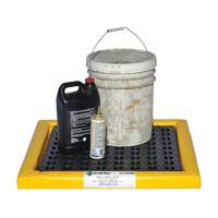 Poly-Spillpad Pads, 24" L x 24" W x 2" H, 2 US gal. Spill Capacity FMT Sales Ltd