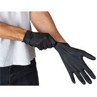 Vending Pack Disposable Gloves, Small, Nitrile, 5-mil, Powder-Free, Black, Class 2 FMT Sales Ltd
