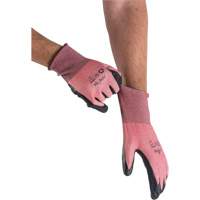 Gants &eacute;cologiques, l&eacute;gers, et r&eacute;sistants &agrave; la coupe, &agrave; haute dext&eacute;rit&eacute;, Taille 7, Calibre 18, Rev&ecirc;tement Mousse de nitrile, Enveloppe en Acier inoxydable/PEHP/rPET, ASTM ANSI niveau A4 FMT Sales Ltd