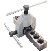 Outils &agrave; &eacute;vaser manuel no 345-DL a/coupe-tube no 150 et mallette de transport FMT Sales Ltd