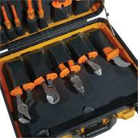 Utility Insulated Tool Kits, 13 Pcs FMT Sales Ltd