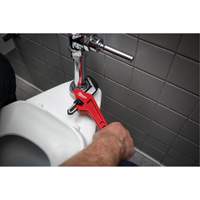 Steel Offset Hex Pipe Wrench, 2-5/8" Jaw Capacity, 10-1/2" Long, Powder Coated Finish, Ergonomic Handle FMT Sales Ltd