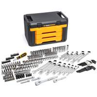 Jeu d'outils pour m&eacute;canicien dans boîte de rangement &agrave; trois tiroirs FMT Sales Ltd
